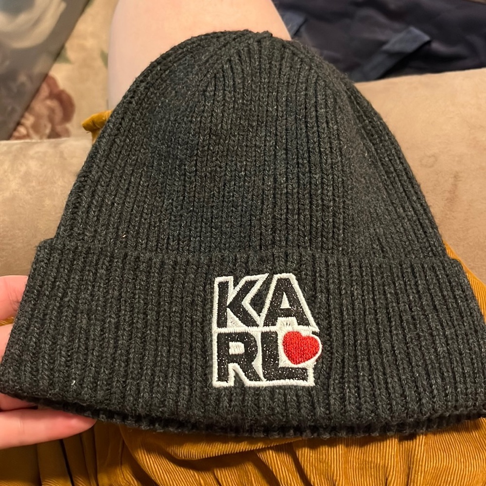 KARL LAGERFELD Paris beanie